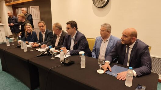 Πάτρα: Ο υφυπουργός παρά τω Πρωθυπουργώ Θ.Κοντογεώργης στην ΝΔ Αχαΐας - «Να αναδεικνύουμε το έργο μας» ΦΩΤΟ