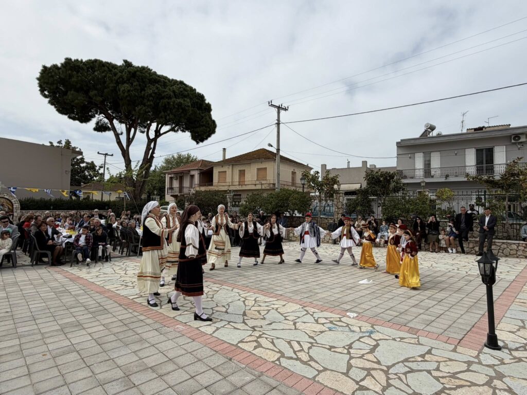 Γιόρτασαν την Προστάτιδά τους Ζωοδόχο Πηγή τα Σαγαίικα - Εορτασμός και στον Ριόλο