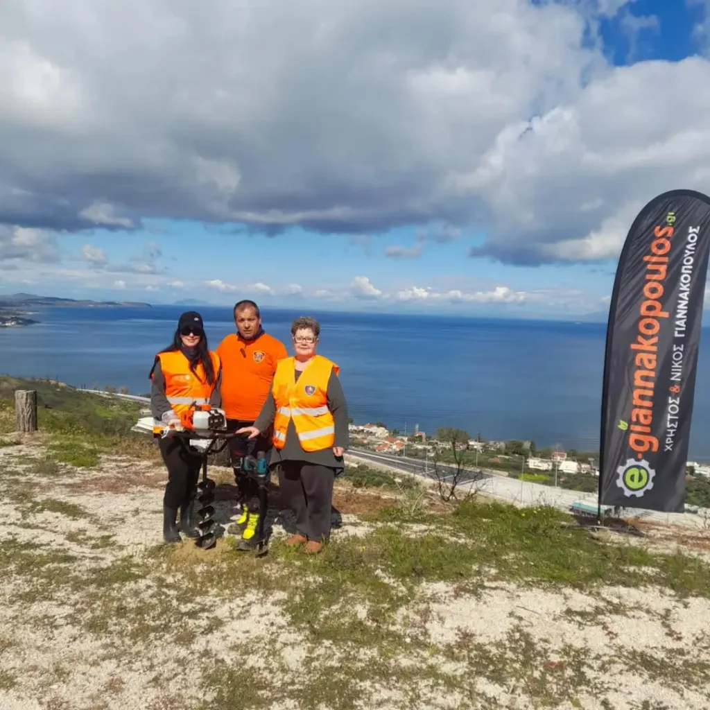 Η Εθελοντική Ομάδα Πυρόσβεσης - Διάσωσης σε δεντροφύτευση στο Θεριανό