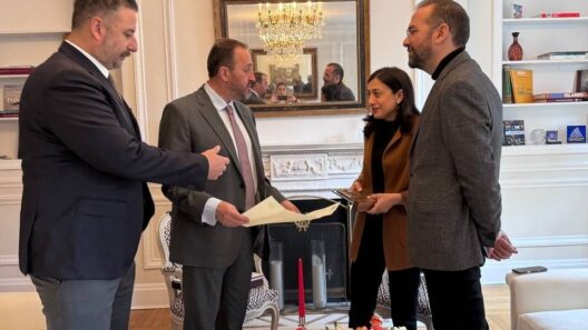 Συνάντηση Φαρμάκη με τη Γενική Πρόξενο της Ελλάδας στη Ν. Υόρκη ΦΩΤΟ