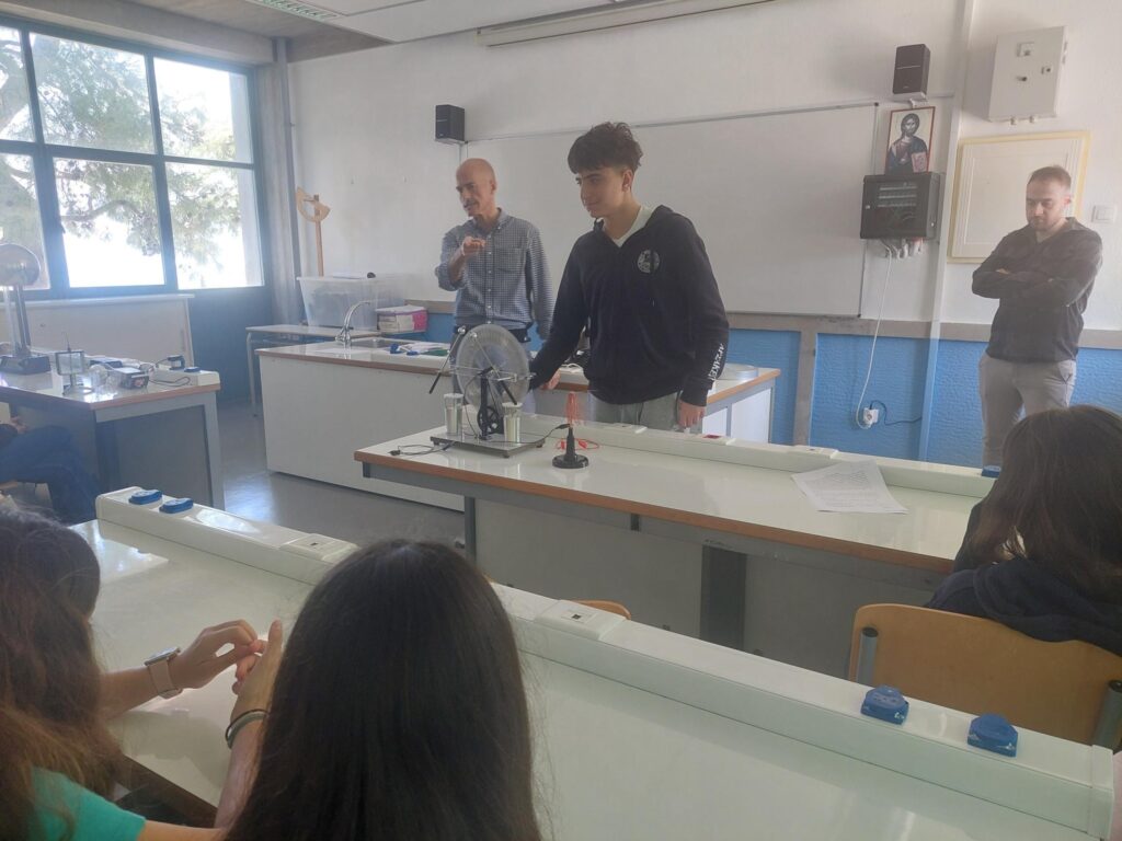 Πάτρα: Διάκριση για αδέλφια στους Πανελλήνιους Διαγωνισμούς Φυσικής ΦΩΤΟ