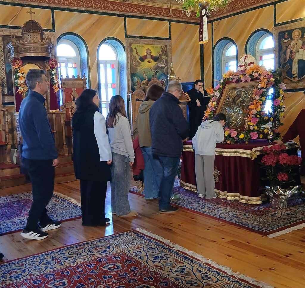 Η απόδοση της εορτής της Παναγίας Τρυπητής ΦΩΤΟ