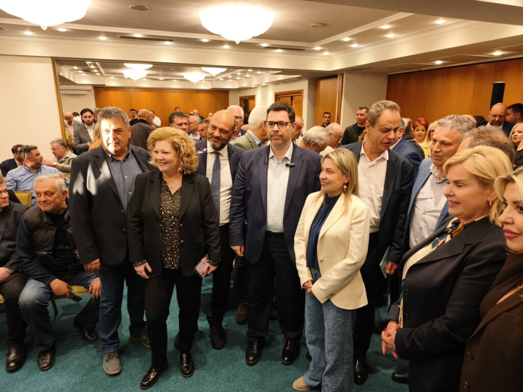 Πάτρα: Ο υφυπουργός παρά τω Πρωθυπουργώ Θ.Κοντογεώργης στην ΝΔ Αχαΐας - «Να αναδεικνύουμε το έργο μας» ΦΩΤΟ