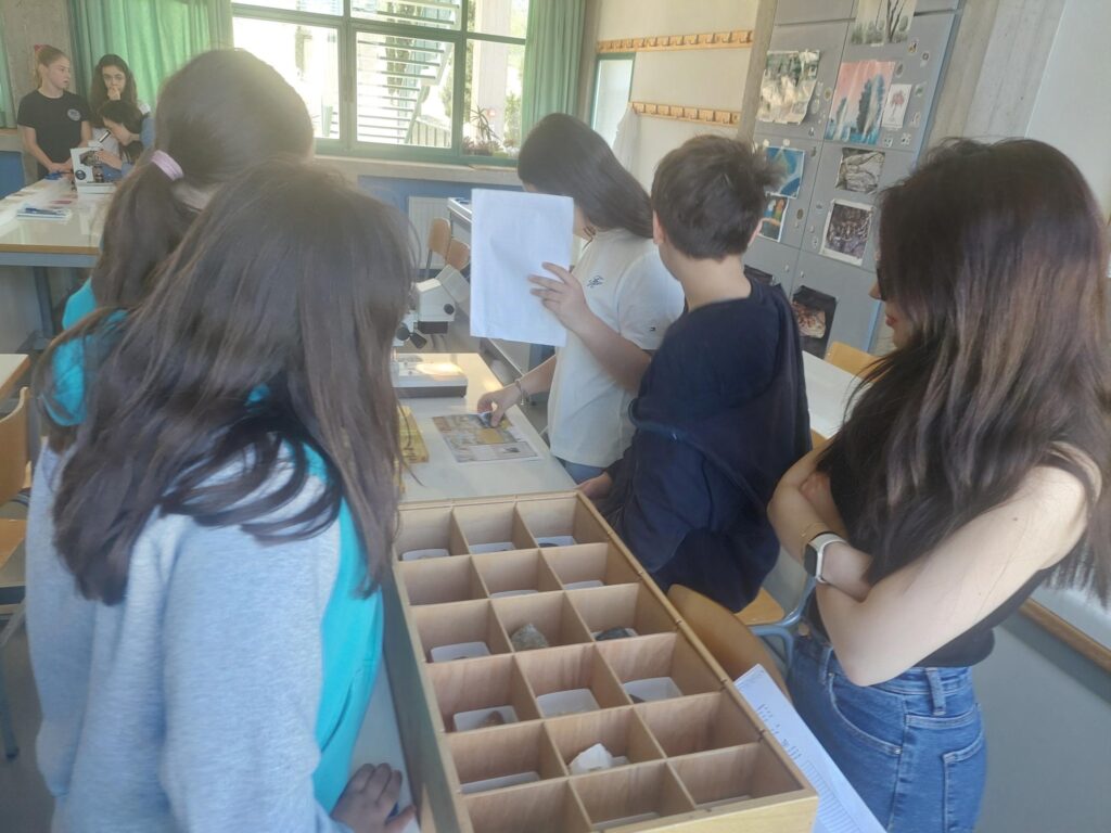 Πάτρα: Διάκριση για αδέλφια στους Πανελλήνιους Διαγωνισμούς Φυσικής ΦΩΤΟ