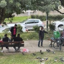 Πάτρα: Υπό κατάληψη Ρομά γνωστή πλατεία - «Πονοκέφαλος» για τους περιοίκους ΦΩΤΟ