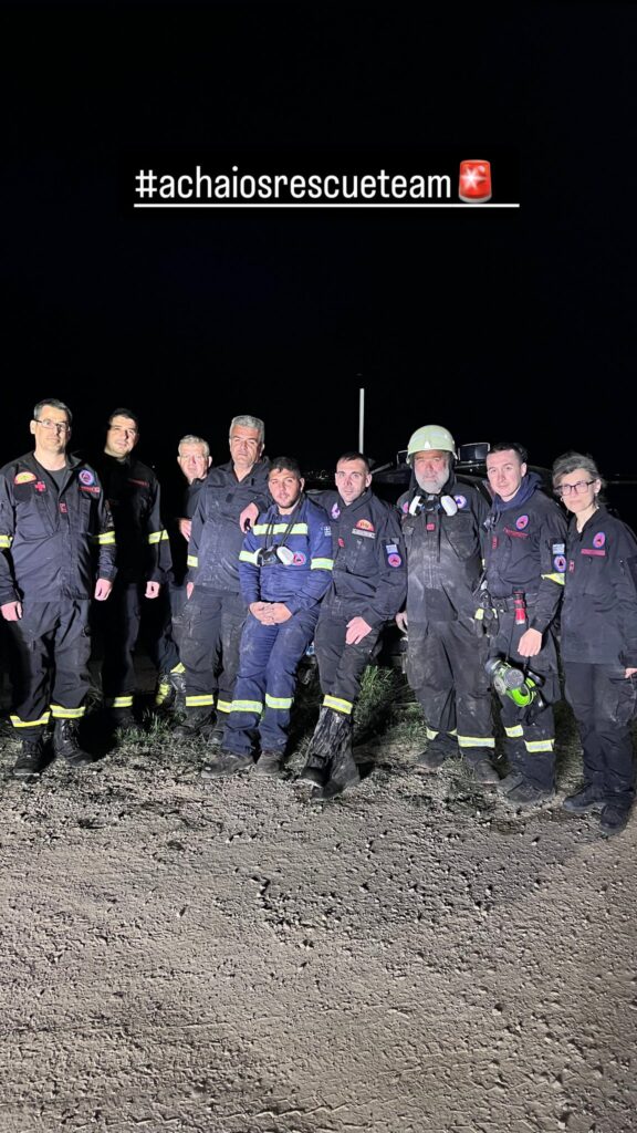Η ομάδα Αχαιός ΕΟΠΠ σε εθελοντική δράση στην πυρκαγιά της Ακράτας ΦΩΤΟ
