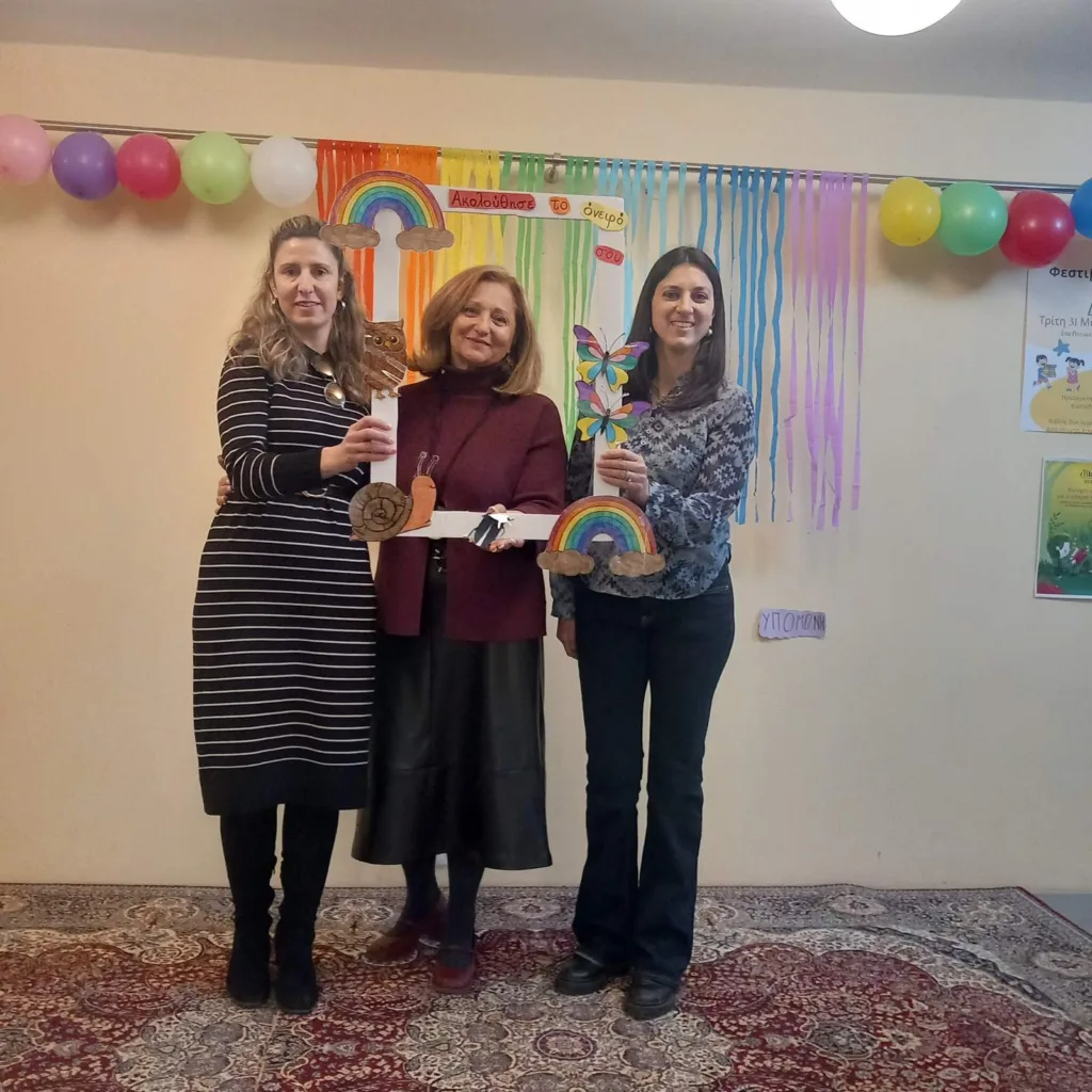 Η συγγραφέας-εκπαιδευτικός Αναστασία Ευσταθίου στο ΔΣ Φαρρών ΦΩΤΟ