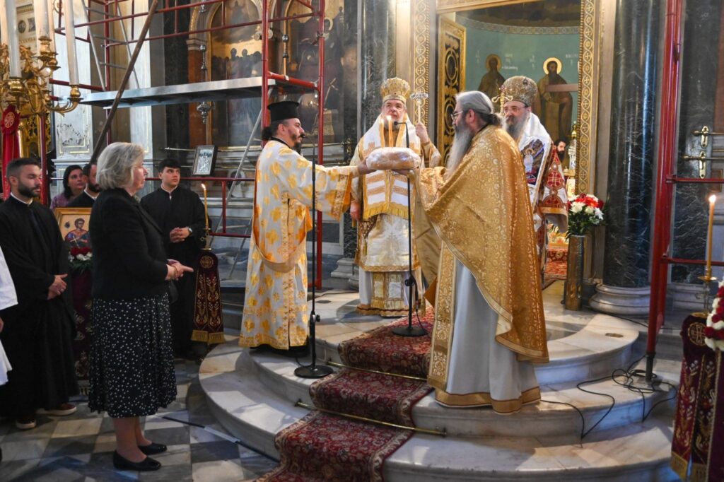 Οι Γορτύνιοι της Πάτρας στην μνήμη του Προστάτη τους Αγίου Γρηγορίου του Ε' ΦΩΤΟ