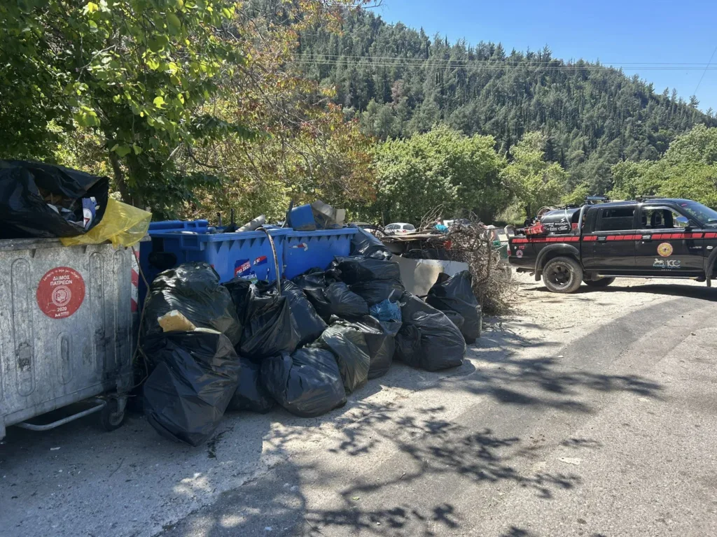 Δράση καθαρισμού στον Γλαύκο των Εθελοντών Πυροσβεστών Αχαΐας ΦΩΤΟ