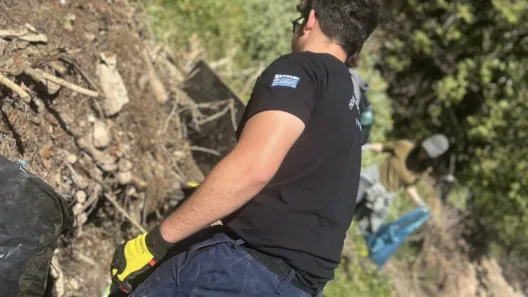 Δράση καθαρισμού στον Γλαύκο των Εθελοντών Πυροσβεστών Αχαΐας ΦΩΤΟ