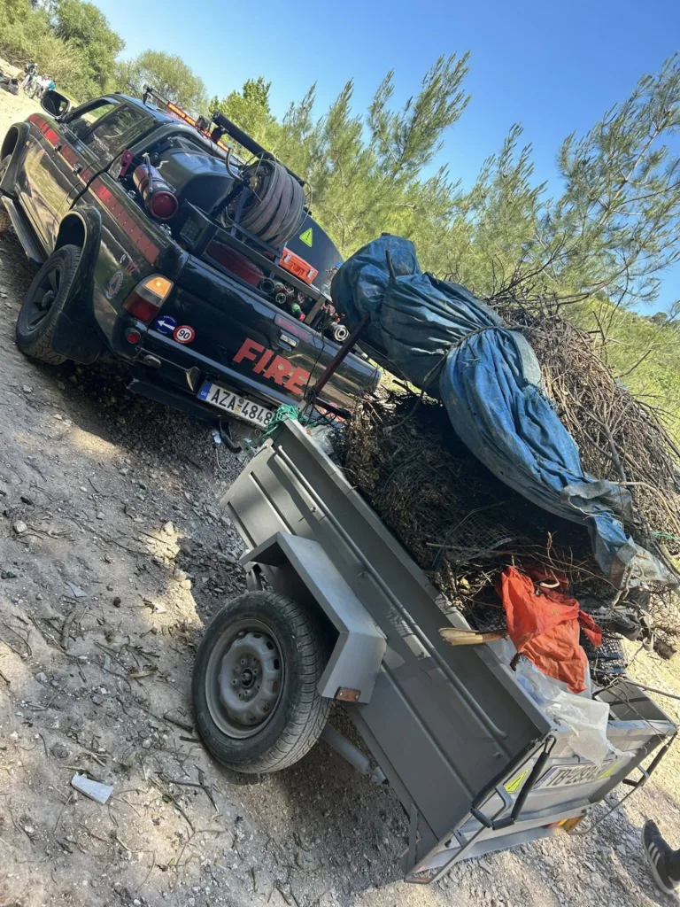 Δράση καθαρισμού στον Γλαύκο των Εθελοντών Πυροσβεστών Αχαΐας ΦΩΤΟ