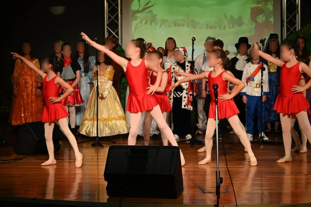 Μαγική βραδιά στο 4ο Φεστιβάλ Αφήγησης Παραμυθιού ΦΩΤΟ