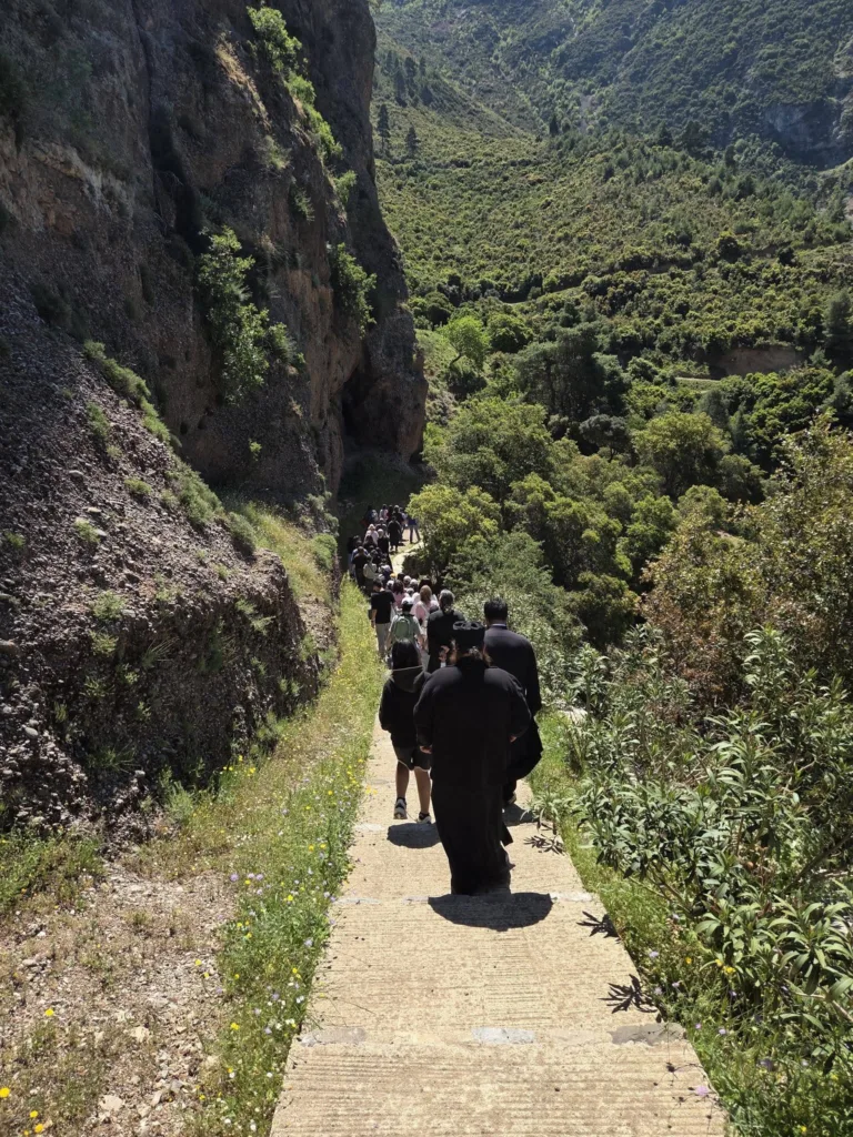 Πεζοπορία των Κατηχητικών του Αιγίου ΦΩΤΟ