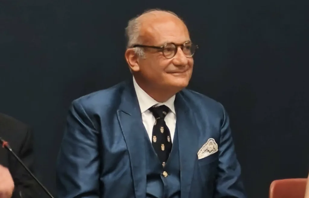 Αχαΐα: Στην Πάτρα ο διεθνούς φήμης καρδιοχειρουργός Αυξέντιος Καλαγκός ΦΩΤΟ