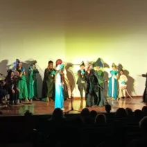 Η παράσταση της ΟΙΚΙΠΑ «Σε τρελό πανικό! Δένδρα - Ψάρια χτυπούν συναγερμό!» ΦΩΤΟ