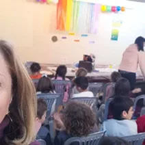 Η συγγραφέας-εκπαιδευτικός Αναστασία Ευσταθίου στο ΔΣ Φαρρών ΦΩΤΟ