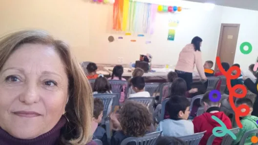 Η συγγραφέας-εκπαιδευτικός Αναστασία Ευσταθίου στο ΔΣ Φαρρών ΦΩΤΟ