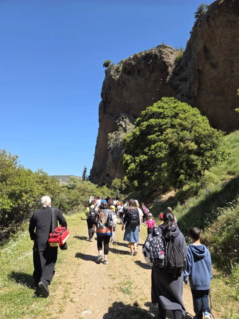 Πεζοπορία των Κατηχητικών του Αιγίου ΦΩΤΟ