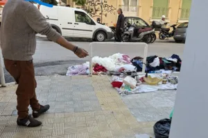 Πάτρα: Φουλ παρανομία σε Λαϊκή Αγορά και σε δημόσια θέα ΦΩΤΟ