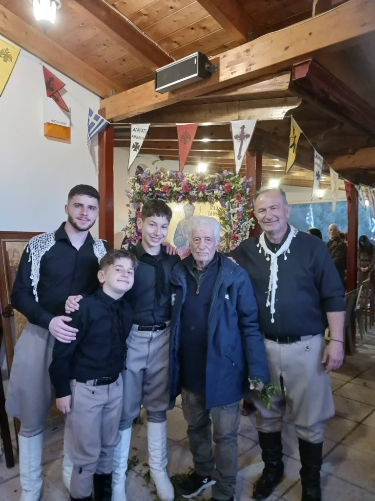 Περιφορά της εικόνας του Αγίου Νικοδήμου στο Ζαβλάνι Πατρών ΦΩΤΟ