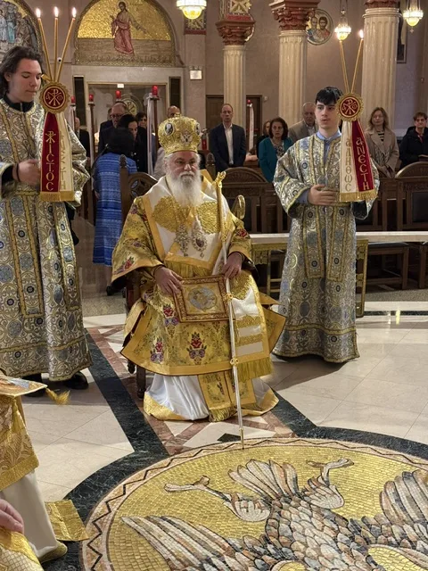 Ο Μητροπολίτης Καλαβρύτων και Αιγιαλείας Ιερωνύμου, για τις Μυροφόρες, στο Μανχάταν ΦΩΤΟ