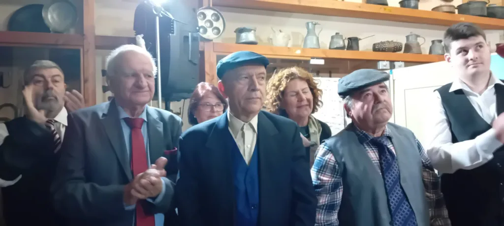 Οι «ταξιδευτές της προζας» με συγκέντρωση τροφίμων στον Πανηπειρωτικό Πάτρας ΦΩΤΟ