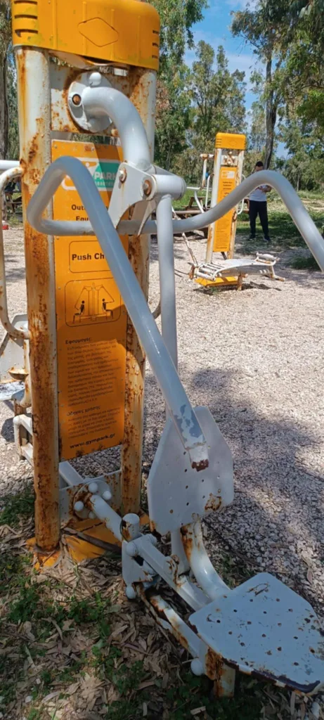 Πάτρα: Ιδού τα «βρώμικα» της πόλης σε κάθε γωνιά ΦΩΤΟ