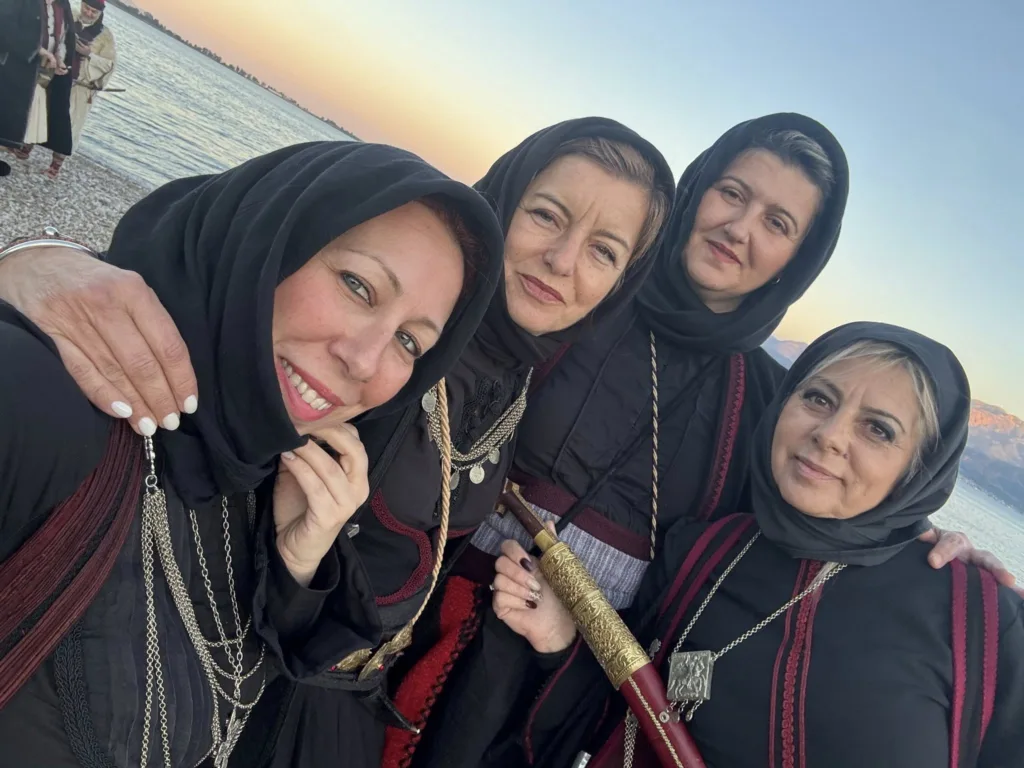 Το άγημα «Παναγιώτης Καρατζάς» Πάτρας στην απελευθέρωση της Ναυπάκτου ΦΩΤΟ