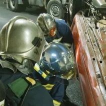 Πατρών-Κορίνθου: Σοβαρή δοκιμασία σε σήραγγα - Σκηνικό διάσωσης μετά από τροχαίο ΒΙΝΤΕΟ