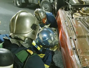 Πατρών-Κορίνθου: Σοβαρή δοκιμασία σε σήραγγα - Σκηνικό διάσωσης μετά από τροχαίο ΒΙΝΤΕΟ