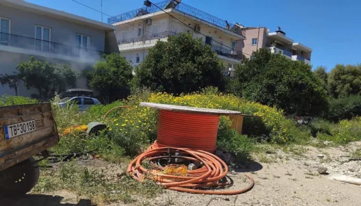 Πάτρα: Ιδού τα «βρώμικα» της πόλης σε κάθε γωνιά ΦΩΤΟ