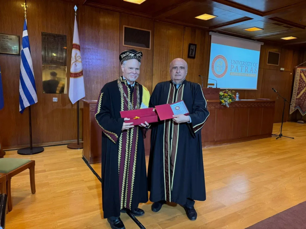 Το Πανεπιστήμιο Πατρών επιτιμοποίησε τον Dr. Glen Merlino ΦΩΤΟ