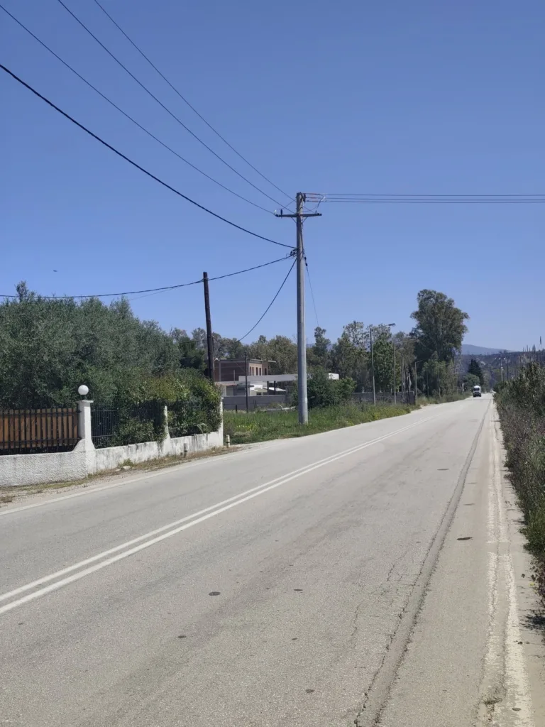 Πατρών–Πύργου: Απίστευτο - Εβαλαν κολώνες φωτισμού και ξέχασαν τις λάμπες...εδώ και 1,5 χρόνο! ΦΩΤΟ 32 Πατρών–Πύργου: Απίστευτο - Εβαλαν κολώνες φωτισμού και ξέχασαν τις λάμπες...εδώ και 1,5 χρόνο! ΦΩΤΟ