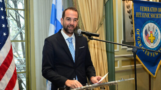 Στις εκδηλώσεις της Ομογένειας στις ΗΠΑ για την εθνική παλιγγενεσία και την 200η επέτειο της Εξόδου του Μεσολογγίου ο Νεκτάριος Φαρμάκης