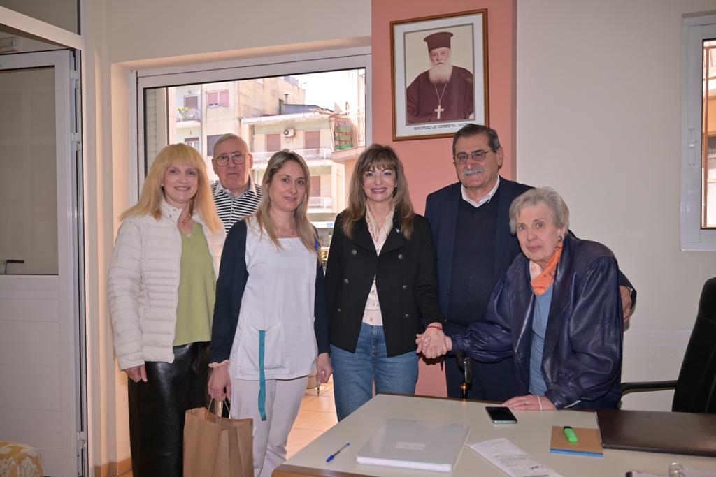 Πάτρα: Ιδρύματα της πόλης επισκέφθηκαν Πελετίδης και Σαμούρη ΦΩΤΟ