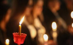 ΠΑΤΡΑ-ΑΠΕΥΘΕΙΑΣ: Η Αναστάσιμη Θεία Λειτουργία στον Πολιούχο Αγιο Ανδρέα