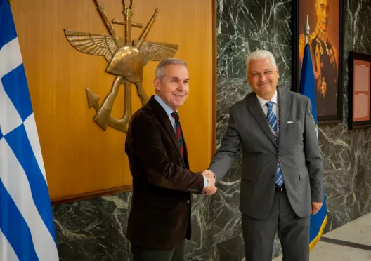 Πάτρα: Μνημόνιο συνεργασίας Υπουργείου Άμυνας-Περιφέρειας ΦΩΤΟ