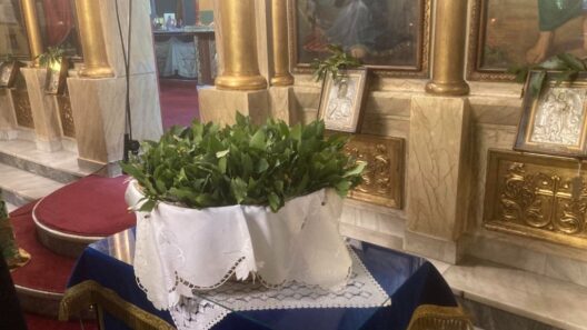 Αρχή των Αγίων Παθών με Ιερώνυμο στα Καλάβρυτα ΦΩΤΟ