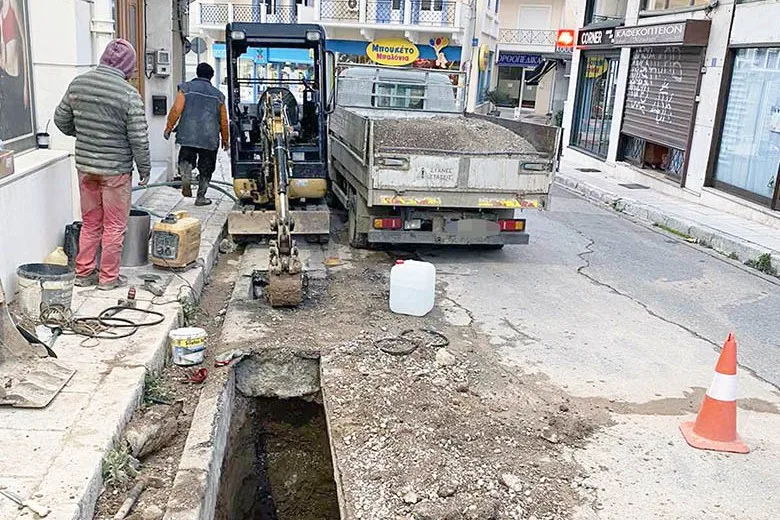 Αίγιο: Για δεύτερη μέρα χωρίς νερό το κέντρο της πόλης