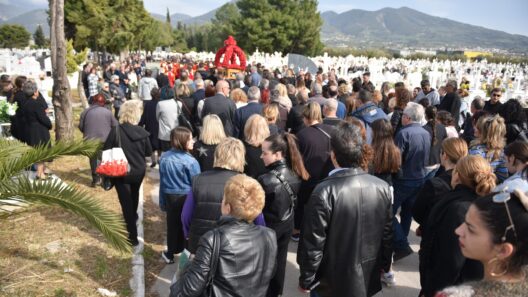 Πάτρα: Η περιφορά των Επιταφίων στα Δημοτικά Κοιμητήρια - Πού και πότε
