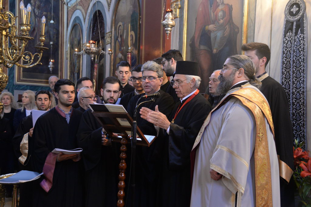 Η Ακολουθία της Αποκαθήλωσης στην Ευαγγελίστρια Πάτρας ΦΩΤΟ