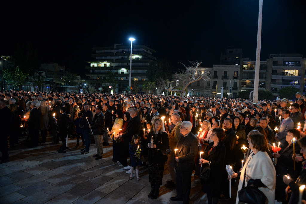 Πάτρα: Η Ιερά Μητρόπολη και η Ανάσταση στον Πολιούχο Αγιο Ανδρέα ΦΩΤΟΡΕΠΟΡΤΑΖ
