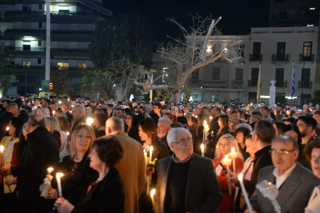 Πάτρα: Η Ιερά Μητρόπολη και η Ανάσταση στον Πολιούχο Αγιο Ανδρέα ΦΩΤΟΡΕΠΟΡΤΑΖ