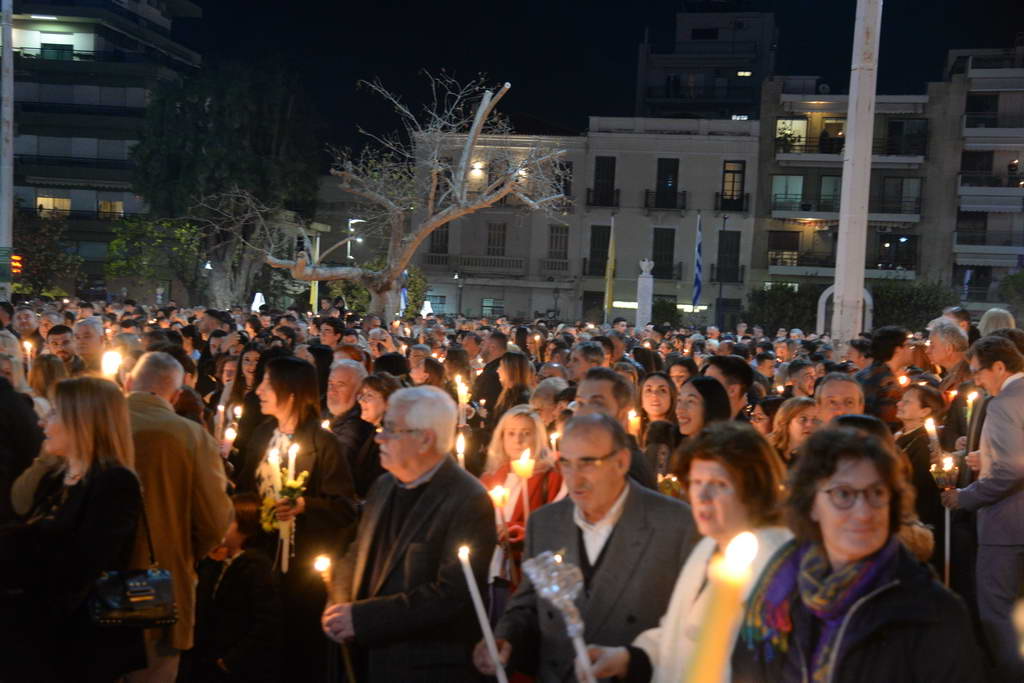 Πάτρα: Η Ιερά Μητρόπολη και η Ανάσταση στον Πολιούχο Αγιο Ανδρέα ΦΩΤΟΡΕΠΟΡΤΑΖ