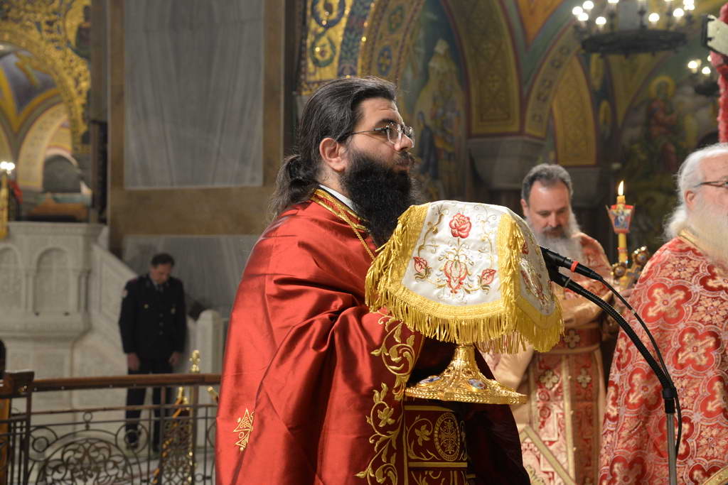 Πάτρα: Η Ιερά Μητρόπολη και η Ανάσταση στον Πολιούχο Αγιο Ανδρέα ΦΩΤΟΡΕΠΟΡΤΑΖ