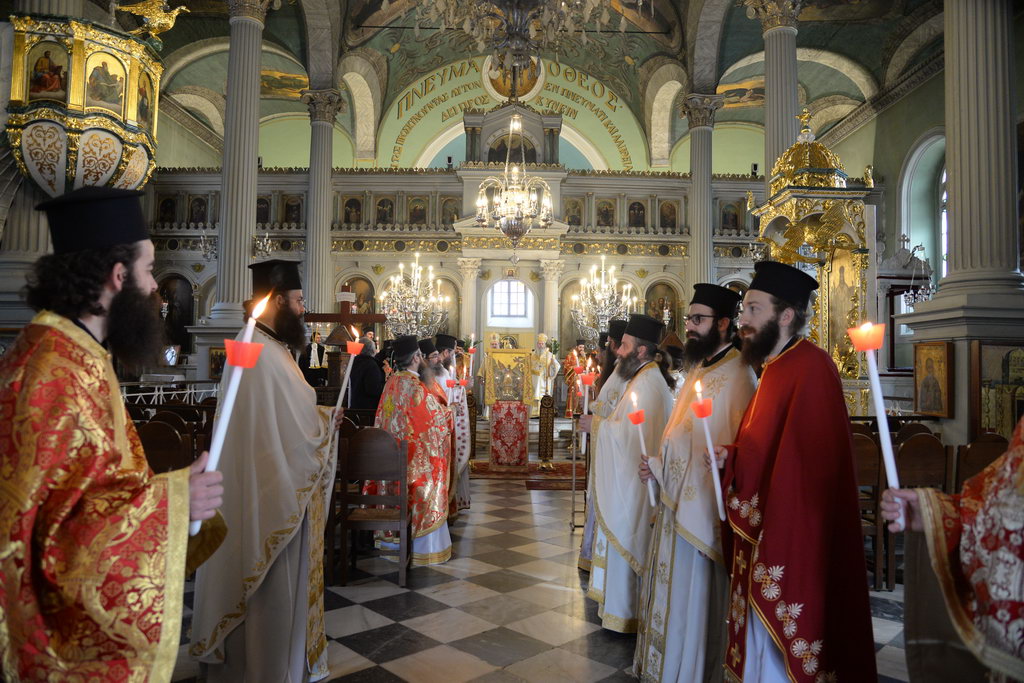 Πάτρα: Στην Αγάπη είχε τόσο κόσμο όσο του Αγίου Ανδρέα ΦΩΤΟ