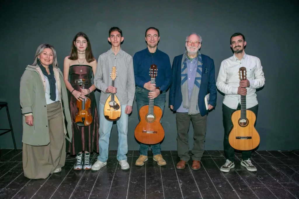 Τιμή στην Ειρήνη από το Γραφείον Ποιήσεως στο «Επίκεντρο+» ΦΩΤΟ