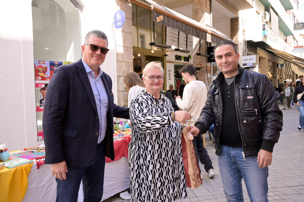 Το Πασχαλινό Bazaar που διοργάνωσε το «Φωτεινό Αστέρι» ΦΩΤΟ