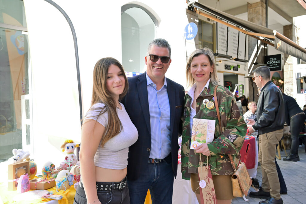 Το Πασχαλινό Bazaar που διοργάνωσε το «Φωτεινό Αστέρι» ΦΩΤΟ