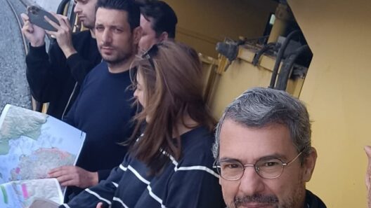 Αχαΐα: Εκθετος ο αν. υπουργός Κ.Κυρανάκης και για τον Προαστιακό - Με χωματόδρομο ο Σταθμός του Αιγίου ΦΩΤΟ